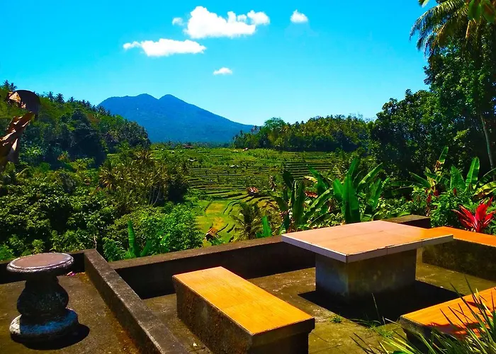 Batur Indah 3*